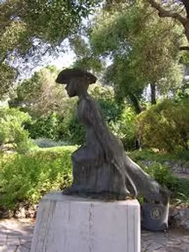Molly Bloom statue